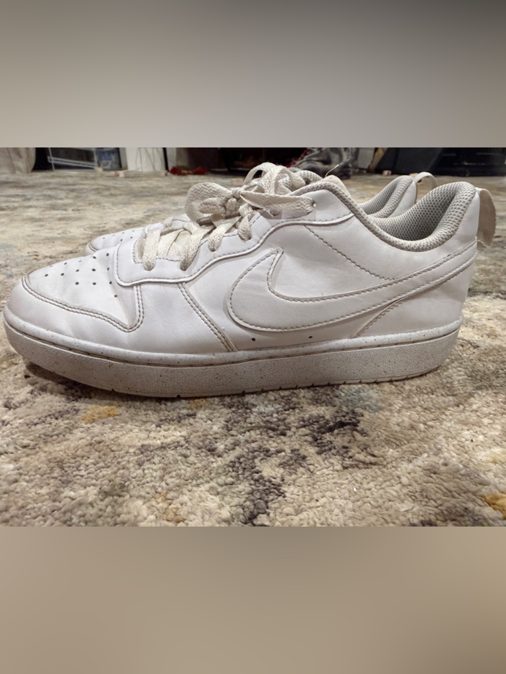 Nike Men's White Low-Top Leather Sneakers